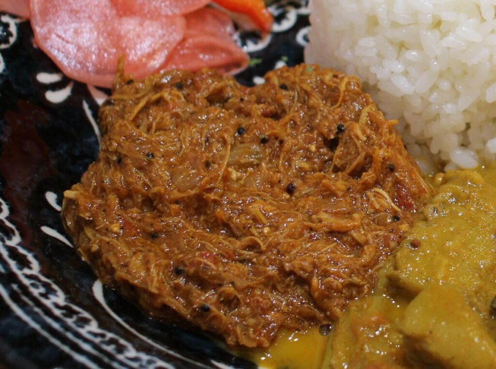 ご覧ください！無水チキンのこの鶏のホロホロ感！