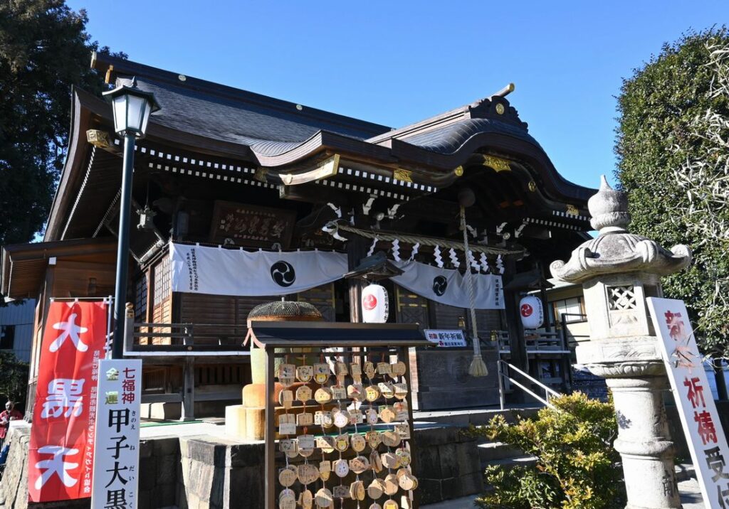 健田須賀神社の拝殿