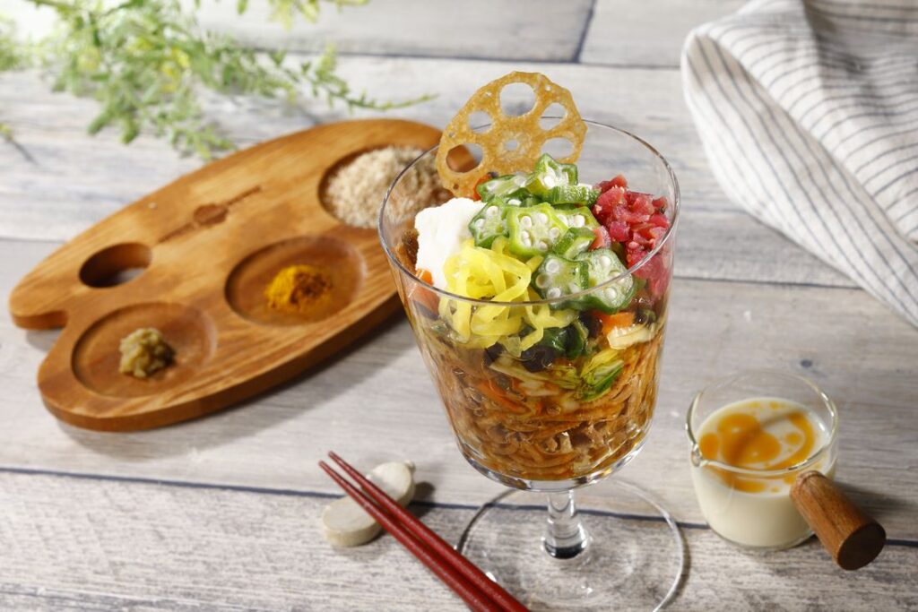 「シン・いばらきメシ総選挙2024」で一般料理部門グランプリに輝いた五霞町「シン・茨城あげそば」(五霞まちづくり交流センターごかみらいLab提供)