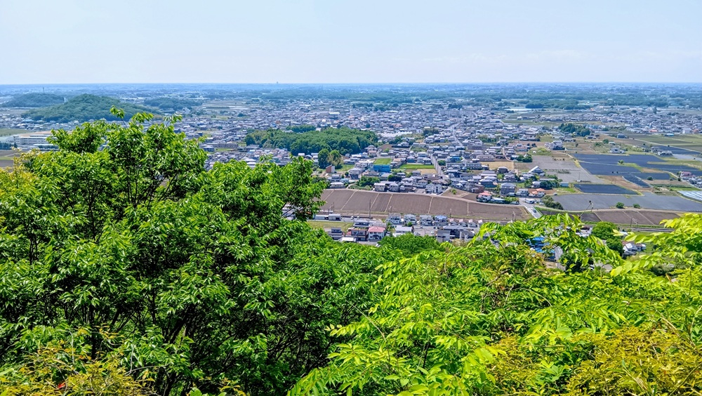 山頂手前の展望台からの眺望