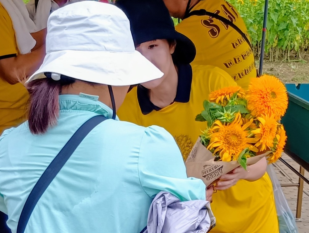 切り花のラッピングサービス