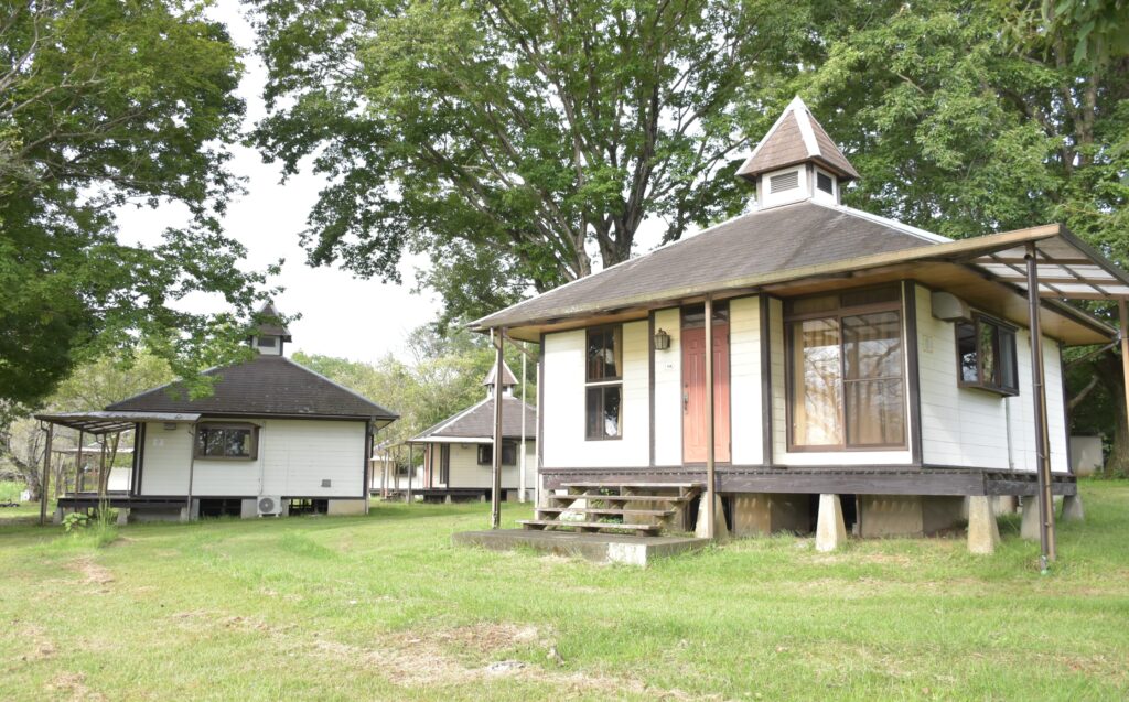 豊かな自然の中で、キャンプやバーベキューができる「上野沼やすらぎの里キャンプ場」=桜川市上野原地新田