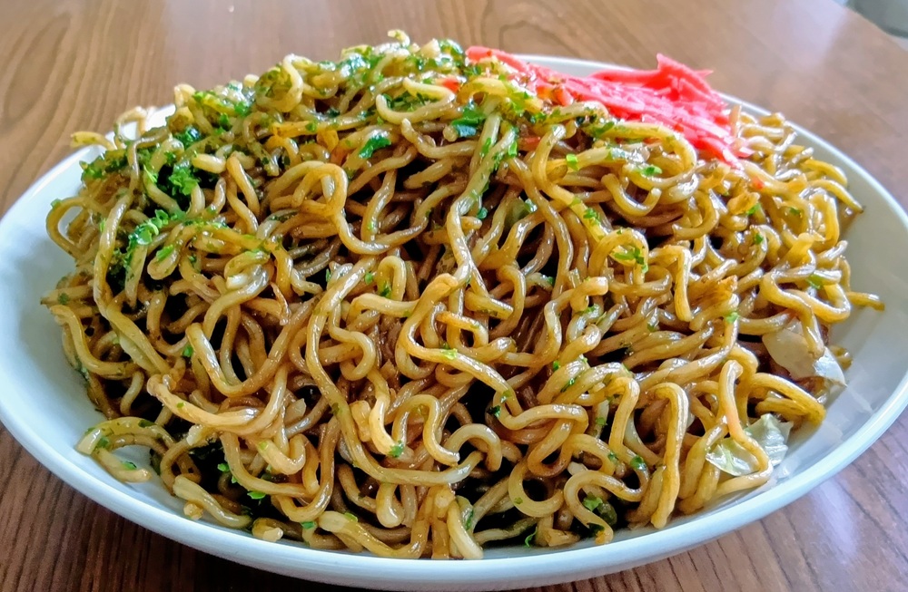 皿に移した焼きそば